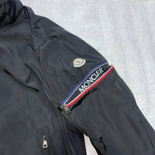 Load image into Gallery viewer, Jacket