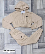 Load image into Gallery viewer, tracksuit women