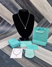 Load image into Gallery viewer, Necklace