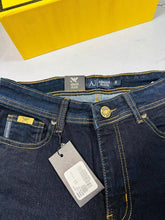 Load image into Gallery viewer, Jeans