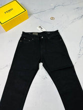 Load image into Gallery viewer, Jeans