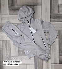 Load image into Gallery viewer, Tracksuit boy