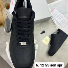 Load image into Gallery viewer, Shoes
