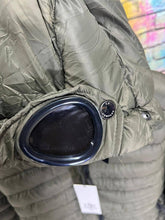 Load image into Gallery viewer, Jacket