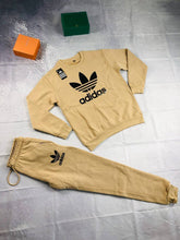 Load image into Gallery viewer, Tracksuit women