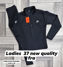 Load image into Gallery viewer, Tracksuit women