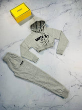 Load image into Gallery viewer, Tracksuit women