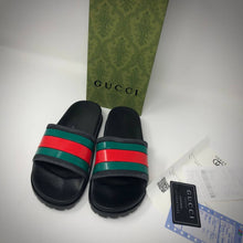 Load image into Gallery viewer, Slipper