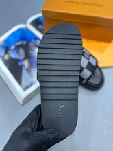 Load image into Gallery viewer, Slipper
