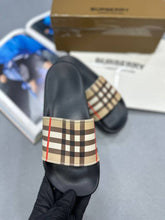 Load image into Gallery viewer, Slipper