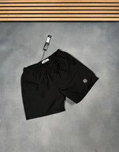 Load image into Gallery viewer, Short