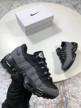 Load image into Gallery viewer, Shoes boy
