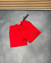 Load image into Gallery viewer, Short