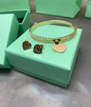 Load image into Gallery viewer, Necklace