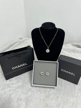 Load image into Gallery viewer, Necklace