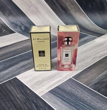 Load image into Gallery viewer, Perfume