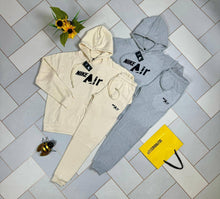 Load image into Gallery viewer, Tracksuit