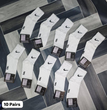 Load image into Gallery viewer, Socks