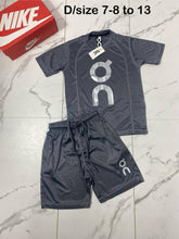 Load image into Gallery viewer, Tshirt