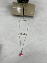Load image into Gallery viewer, Necklace