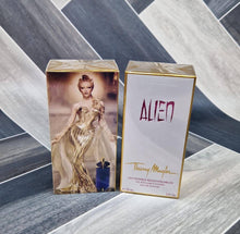 Load image into Gallery viewer, Perfume