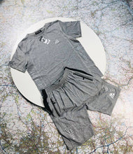 Load image into Gallery viewer, T-shirt