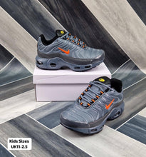 Load image into Gallery viewer, shoes boy