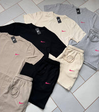 Load image into Gallery viewer, Tshirt