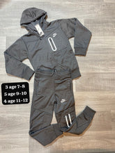 Load image into Gallery viewer, Tracksuit boy