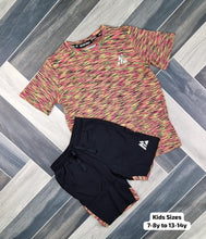 Load image into Gallery viewer, T-shirt