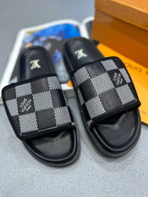Load image into Gallery viewer, Slipper