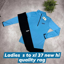 Load image into Gallery viewer, Tracksuit women