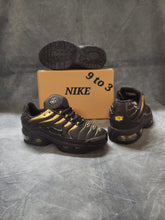 Load image into Gallery viewer, shoes boy