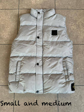 Load image into Gallery viewer, Jacket