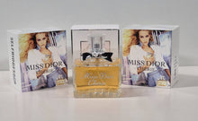 Load image into Gallery viewer, perfume women