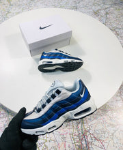 Load image into Gallery viewer, Shoes
