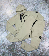 Load image into Gallery viewer, Tracksuit