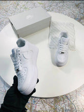 Load image into Gallery viewer, Shoes men