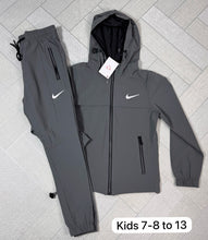 Load image into Gallery viewer, Tracksuit