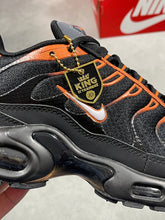 Load image into Gallery viewer, Shoes