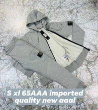 Load image into Gallery viewer, Tracksuit