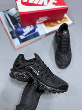 Load image into Gallery viewer, Shoes men