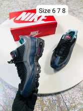 Load image into Gallery viewer, Shoes