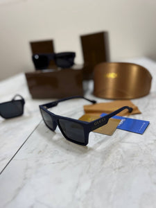 Sunglass
