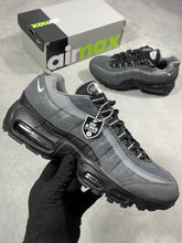 Load image into Gallery viewer, Shoes men