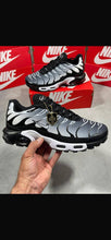 Load image into Gallery viewer, Shoes men