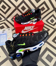 Load image into Gallery viewer, Shoes