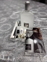 Load image into Gallery viewer, Perfume