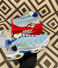 Load image into Gallery viewer, Shoes