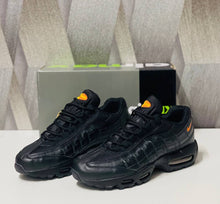 Load image into Gallery viewer, Shoes